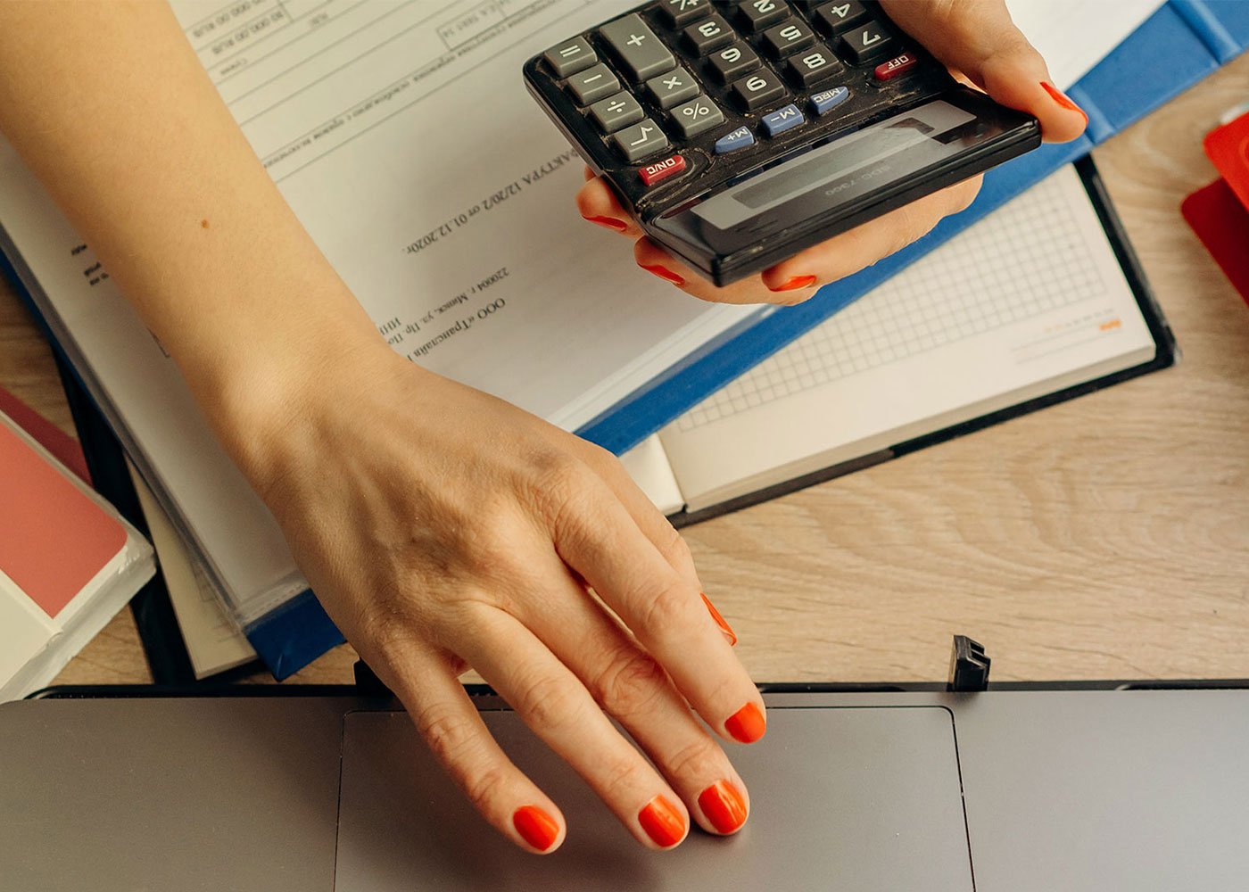 jasa-konsultan-akuntansi-1400x1000